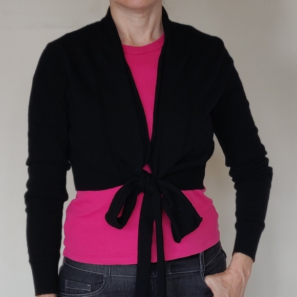 UCB Wool Bolero ✳️✳️✳️ - Picture 2 of 4